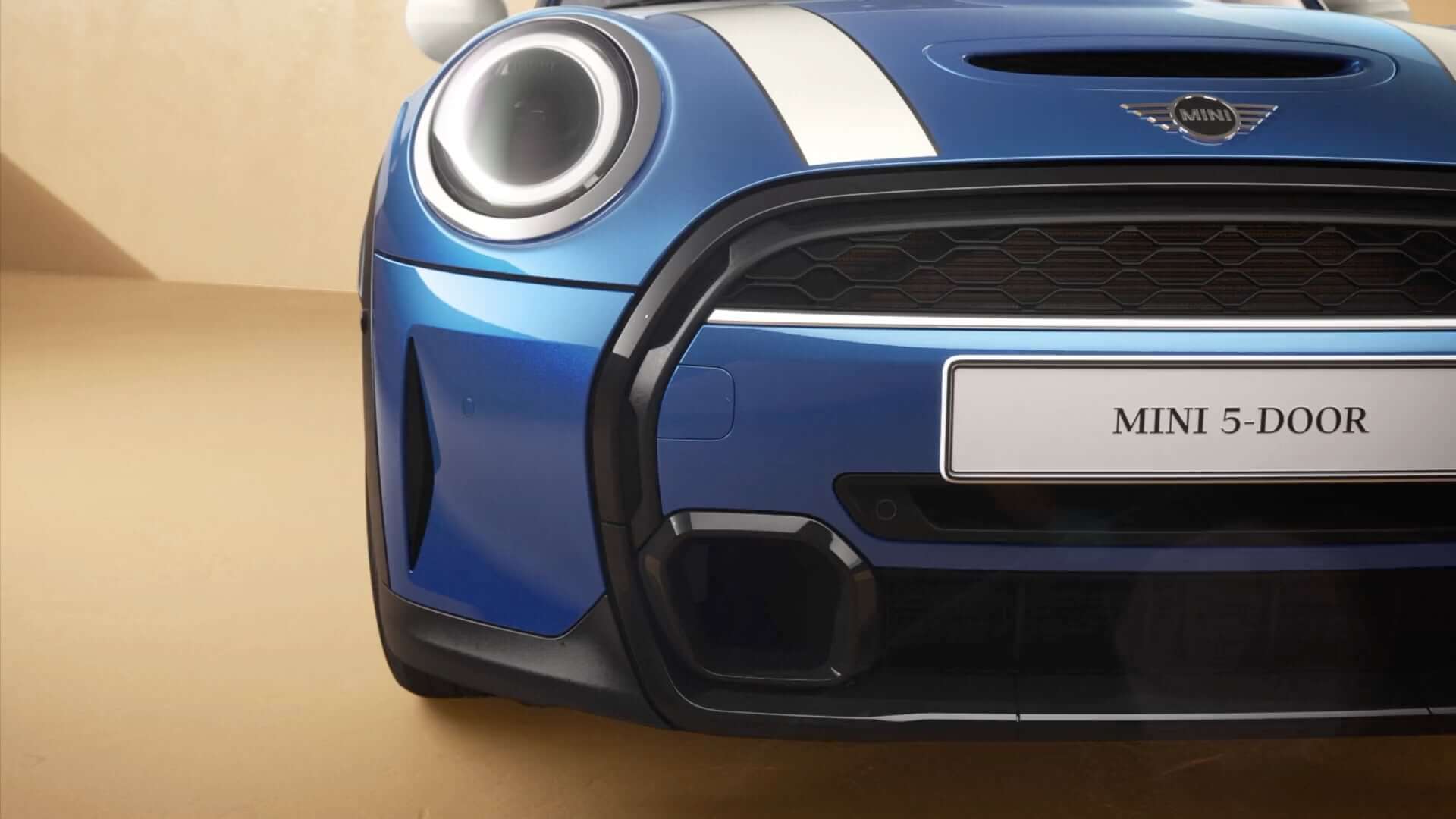 MINI 5-door Hatch – front side view – blue and white