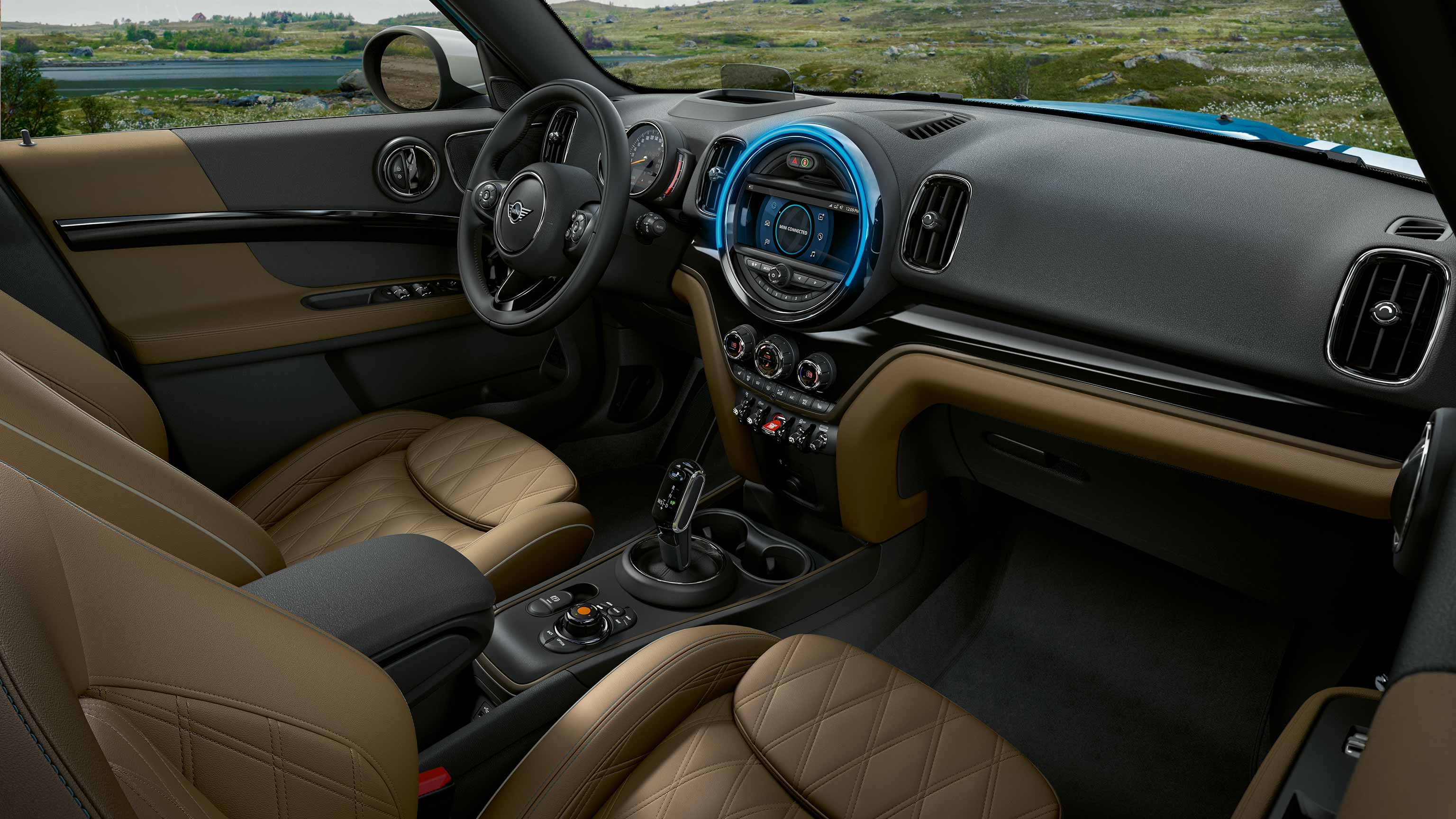 MINI Countryman superior interior material.