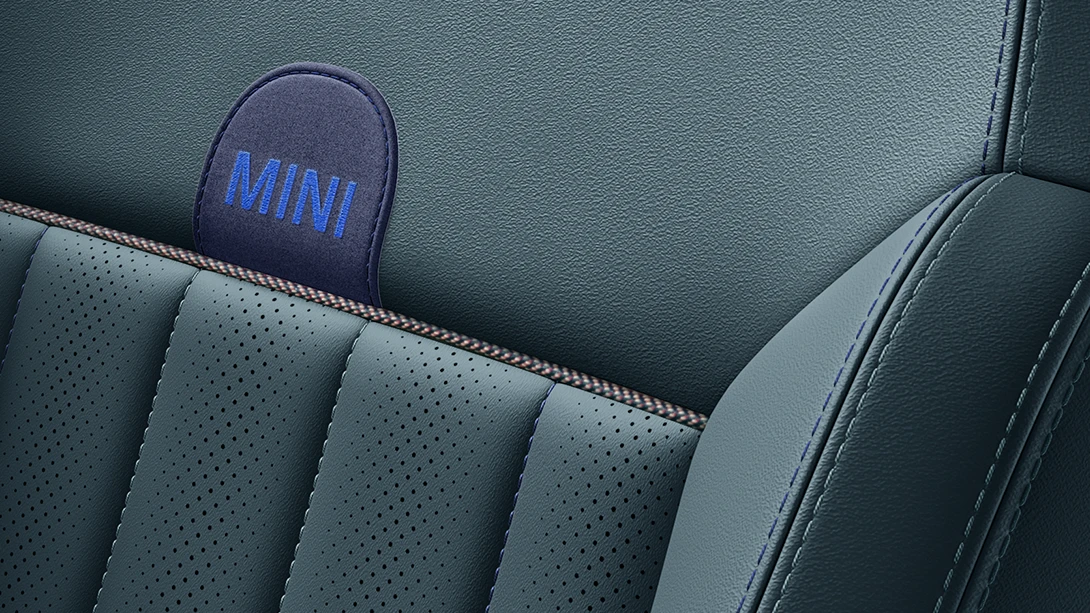 View of the MINI Countryman Favoured Style seats in Dark Petrol Vescin