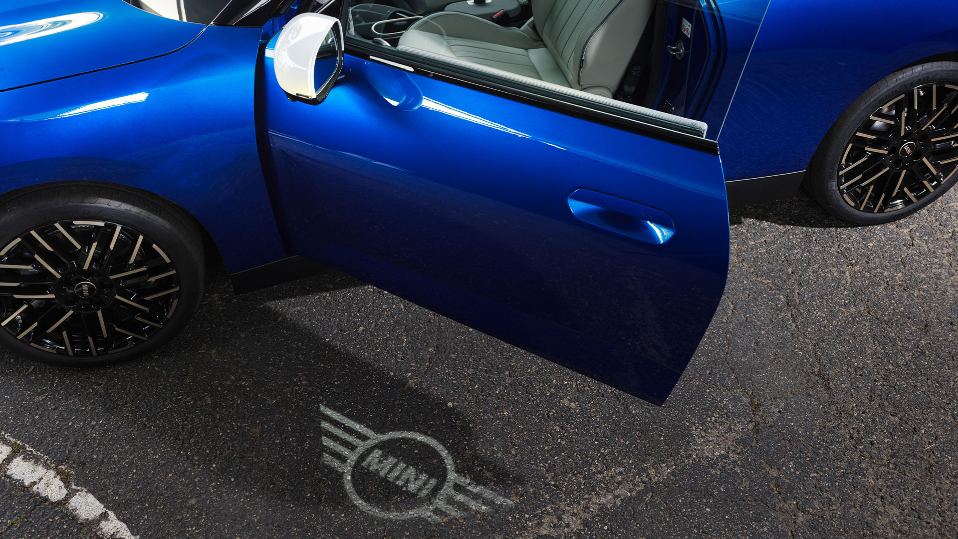 Новый Электрический MINI Cooper – MINI - легендарные автомобили ...