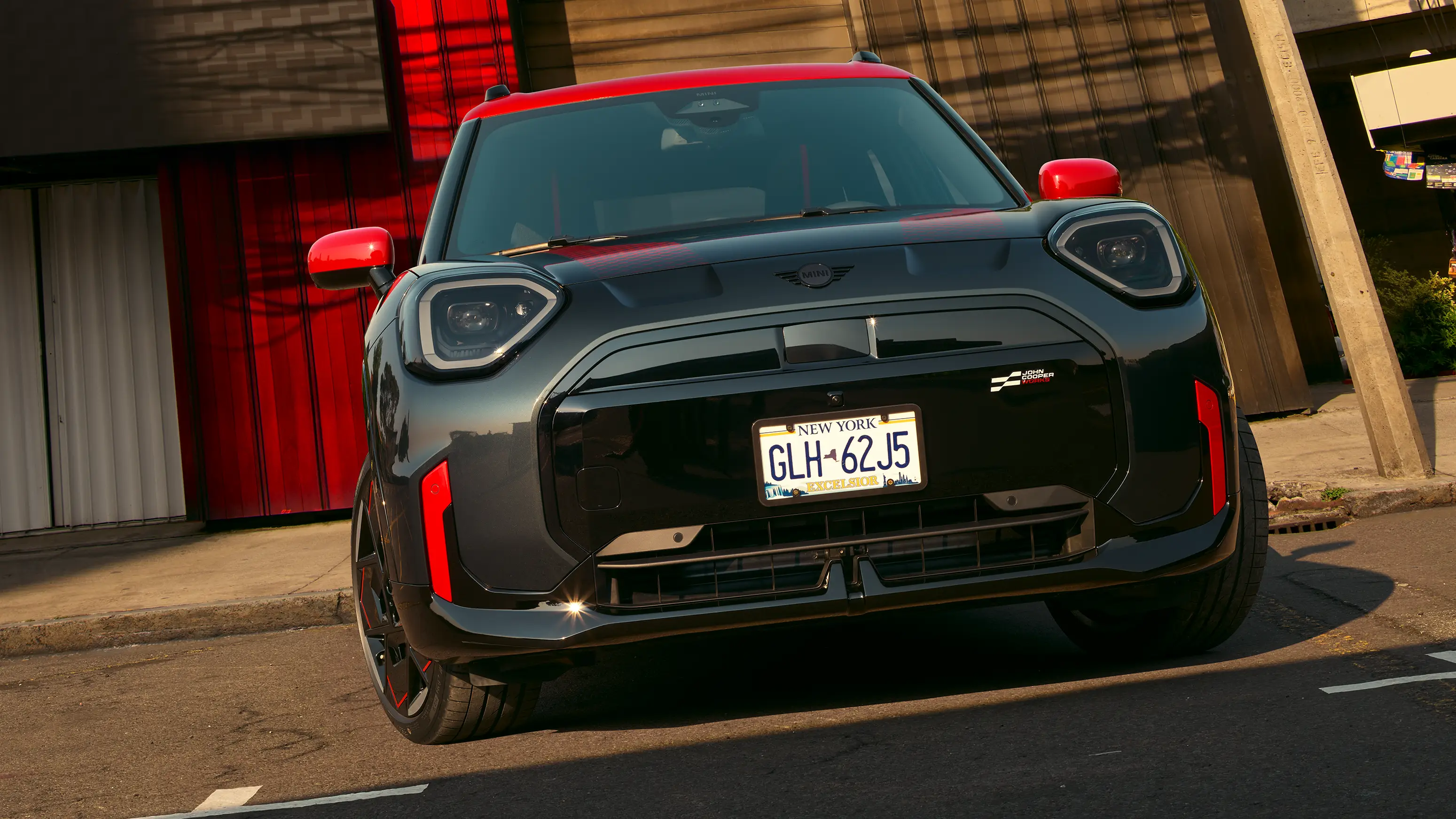 MINI John Cooper Works - J04 JCW Front View