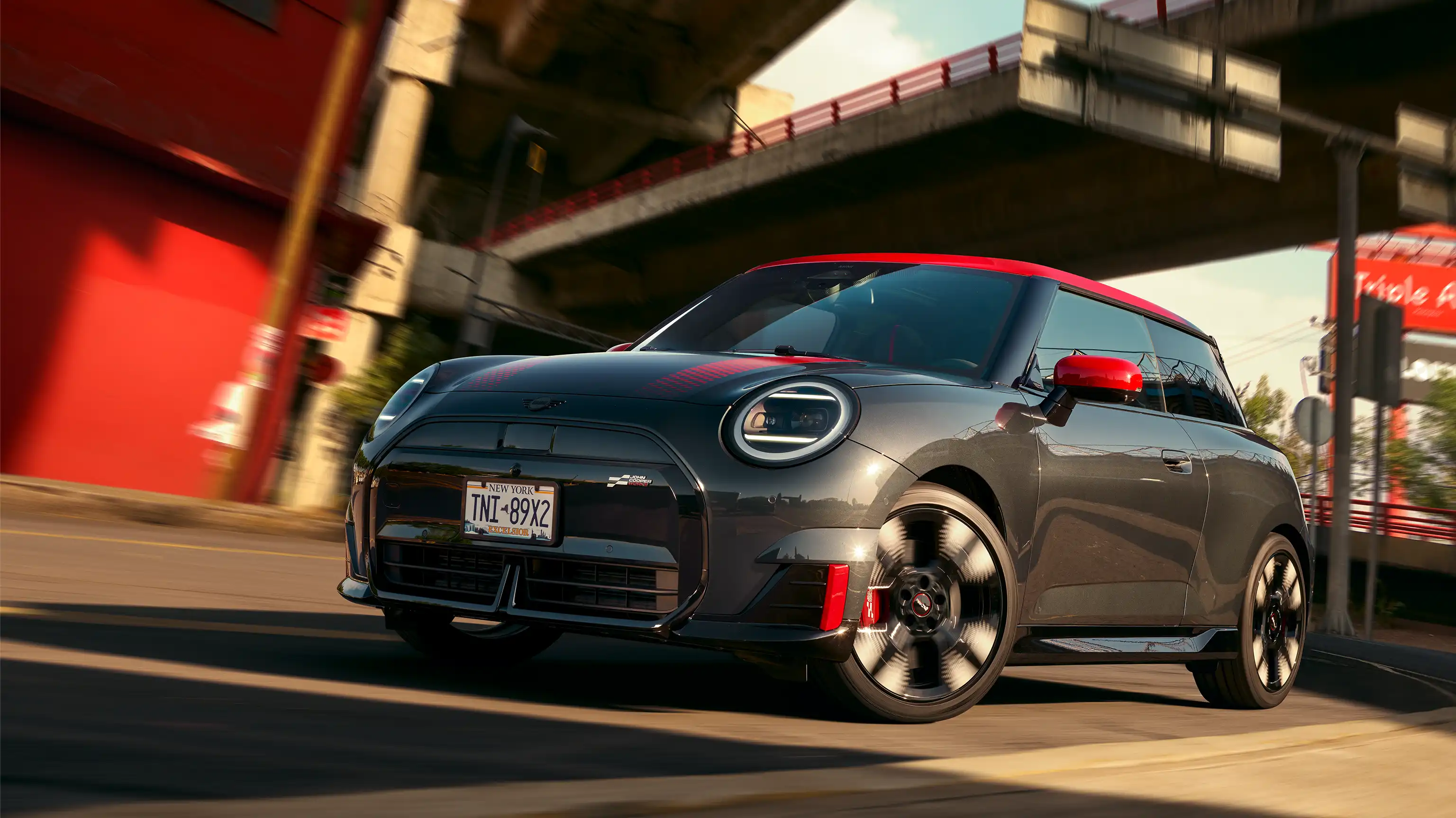 MINI John Cooper Works - J01 JCW Side View