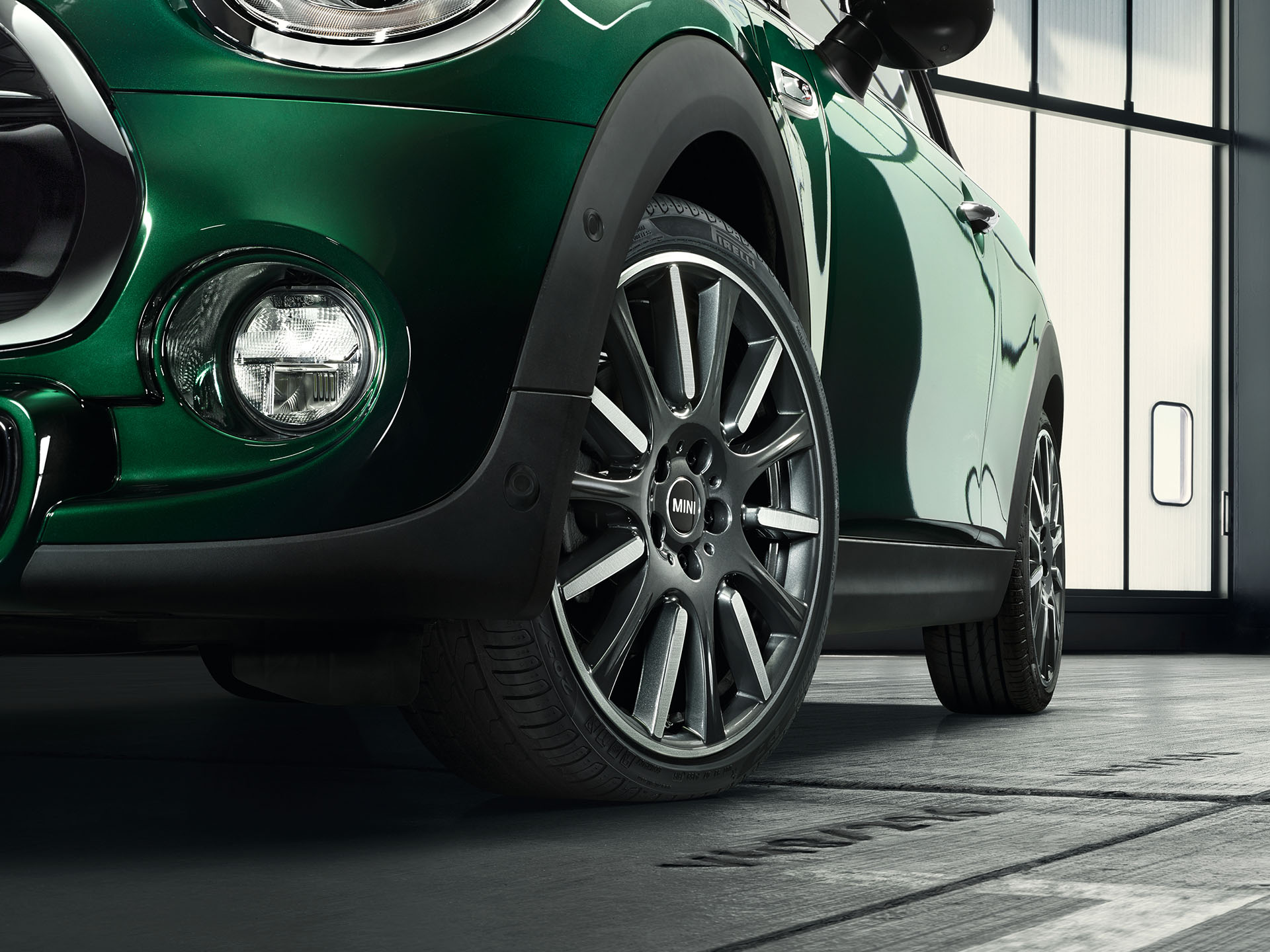 ОРИГИНАЛЬНЫЕ КОЛЕСА И ШИНЫ MINI – MINI - легендарные автомобили ...