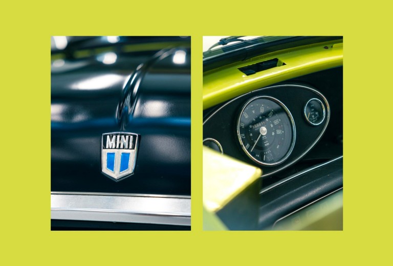 Фото эмблемы и приборной панели Mini 1000 Mr. Bean.