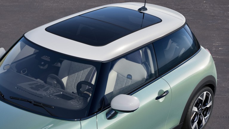 MINI Cooper 3-door - exterior gallery - sunroof details