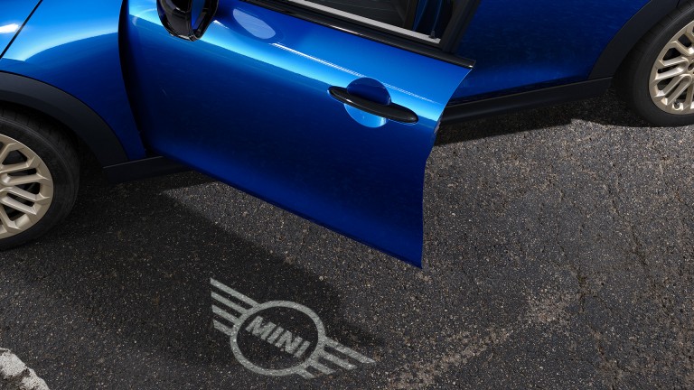 MINI Cooper 5-door - digital experience - digital key