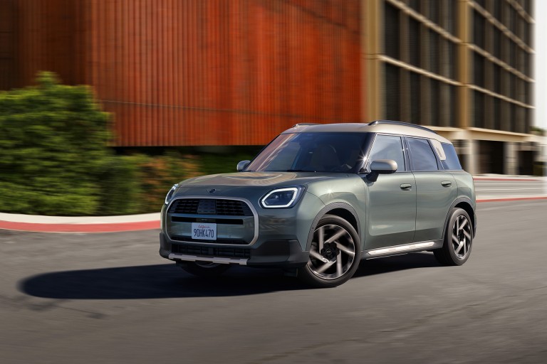MINI Countryman - driving experience - driver assistance