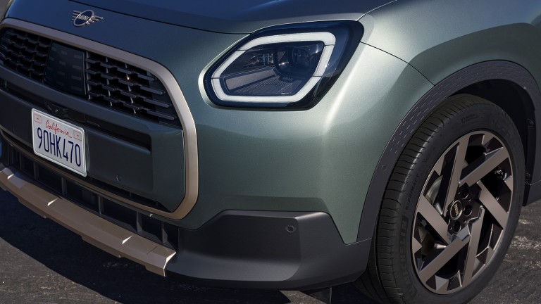 MINI Countryman - exterior - silhouette